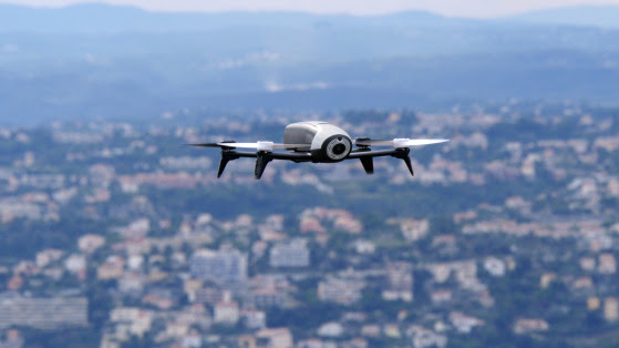 Vol de drone en ville